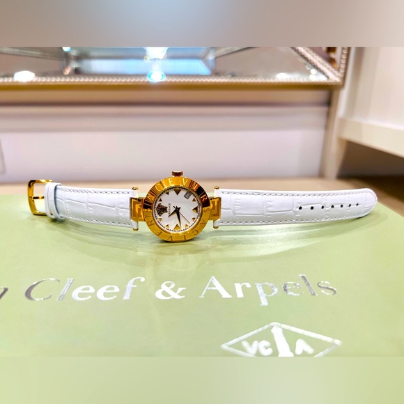 VERSACE - REVE QUARTZ WHITE DIAL LADIES WATCH